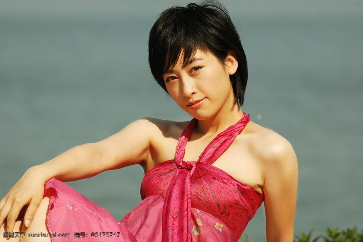 明星 偶像 戶外 寫真圖片 明星偶像 女性 女人 時尚美女 國內(nèi)明星 性感美女 美女模特 美女寫真 名人明星 明星圖片 人物圖片