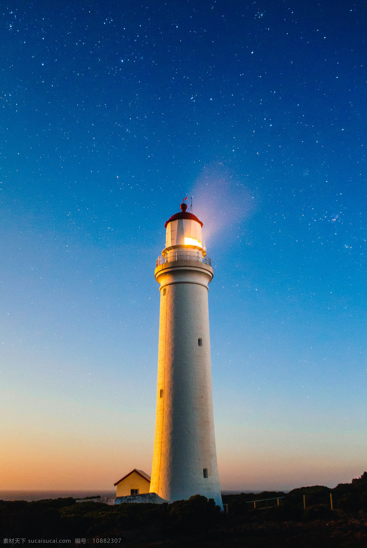 海上灯塔 海岸灯塔 岸边灯塔 夜晚灯塔 白天灯塔 塔 灯塔图片 指示塔 湖边 傍晚 海边 大海 岸边 守护 航向 指示方向 指明灯 天空之眼 指示建筑 指示塔楼 远方灯塔 唯美灯塔 守望灯塔 高清灯塔 沙滩海岸 永恒之塔 海洋灯塔 大海灯塔 夕阳 日出 落日 永恒灯塔 暗黑灯塔 灯塔海报 自然景观 建筑景观