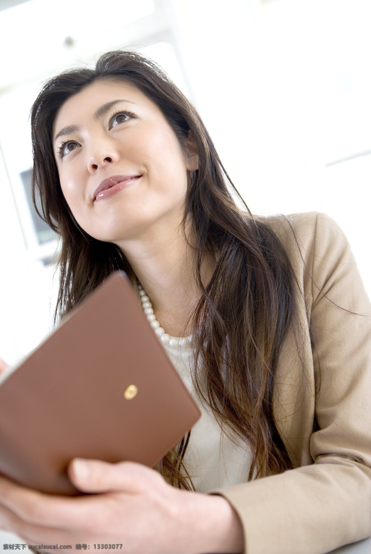 自信 成功 商務(wù) 美女圖片 職業(yè)女性 時尚美女 白領(lǐng) 商務(wù)女士 成功女性 辦公 商務(wù)人士 人物圖片