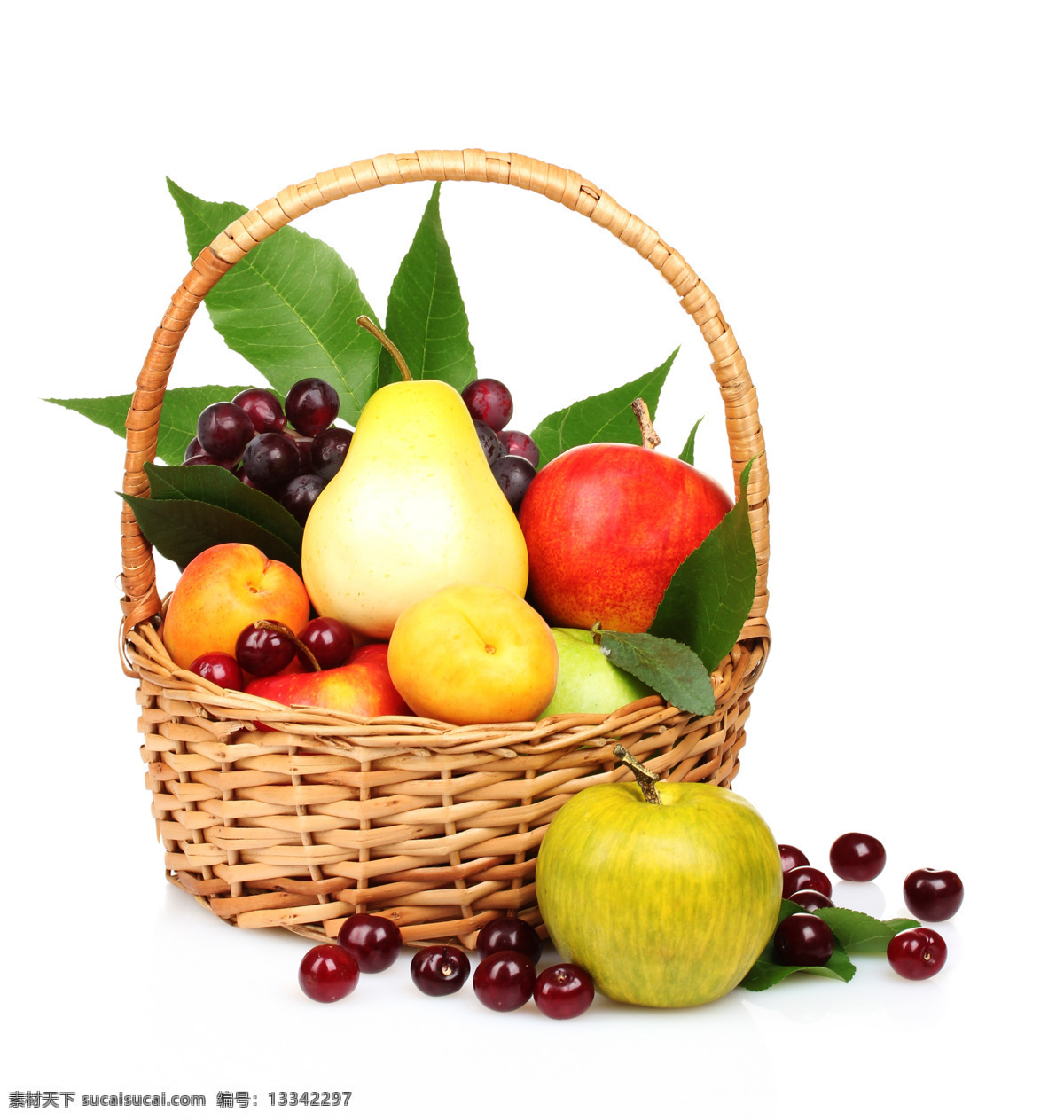 水果篮子 水果 新鲜水果 摄影图 篮子 樱桃 苹果 梨子 梅子 杏子 水果蔬菜 餐饮美食 白色