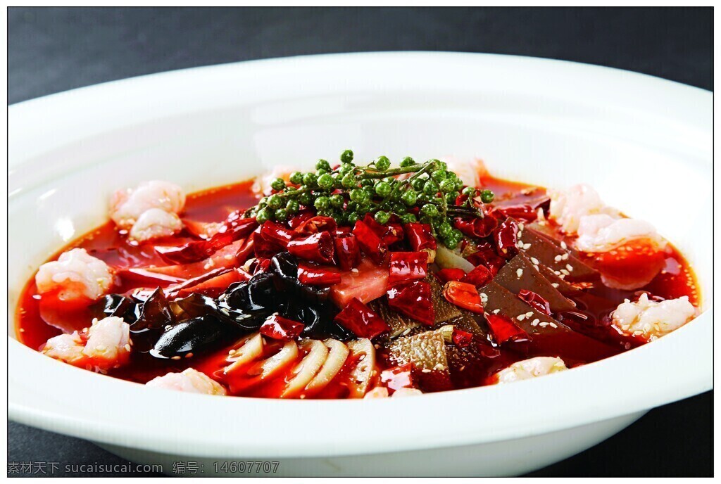 毛血旺 正宗毛血旺 中餐 川菜 麻辣火鍋 傳統(tǒng)美食 中式菜肴 紅油湯底 辣椒 川味美食 四川特色 火鍋配菜 麻辣口味 中餐美食 經(jīng)典川菜