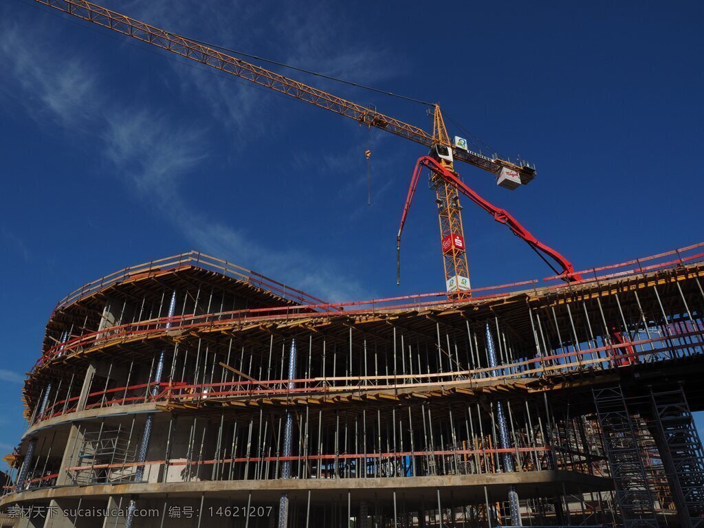 建筑工地 施工現(xiàn)場 起重機(jī) 藍(lán)天白云 建筑施工 施工腳手架 建設(shè)工程 施工設(shè)備 現(xiàn)代建筑 城市建設(shè) 工地安全 工程機(jī)械 鋼筋混凝土