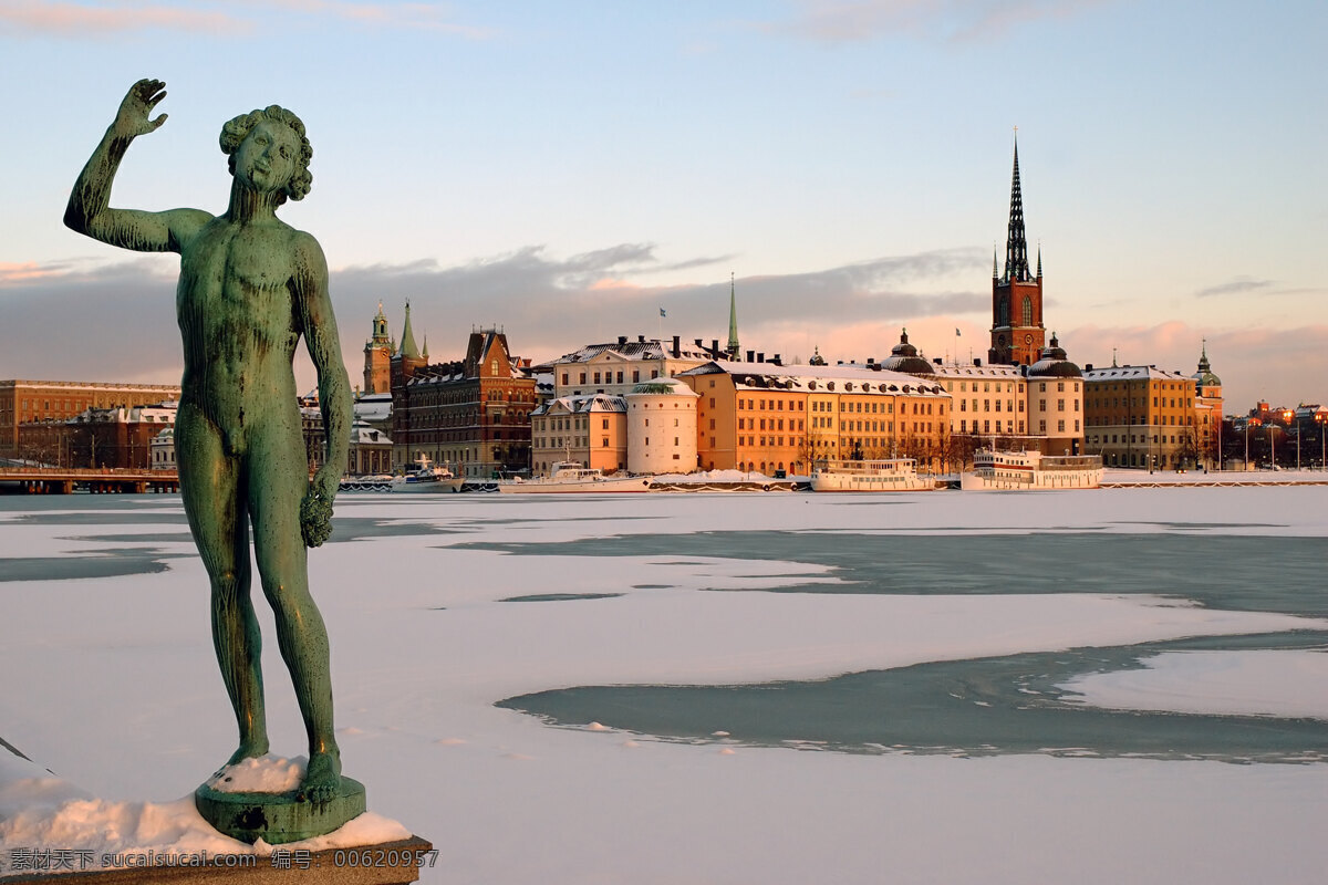 瑞典 斯德哥尔摩 城市 欧洲 河流 都市 悠闲 享受 美丽风光 欧洲风情 繁华 喧嚣 热闹 建筑 欧式建筑 唯美 都市摄影 艺术 雕塑 人物 冰封 浮冰 国外旅游 旅游摄影