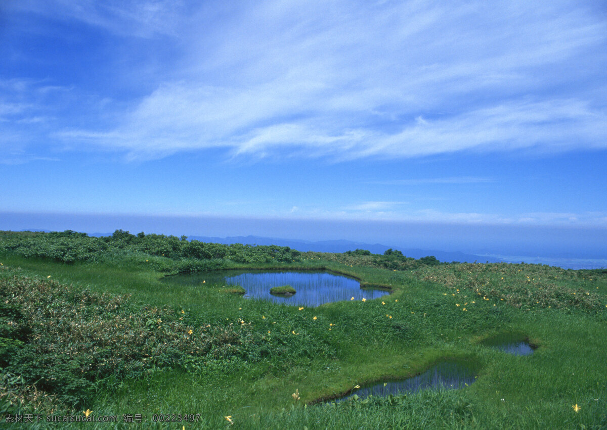 蓝天 草地 风景摄影 美丽风景 风光 景色 蓝天白云 湖泊 美景 清新自然 野花 花草树木 自然景观 山水风景 四季风景 风景图片