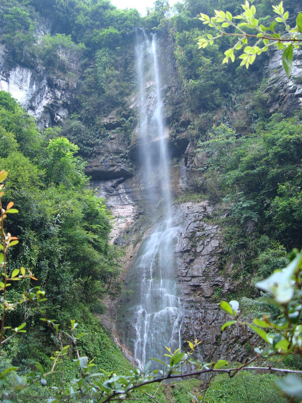 山水免费下载 瀑布背景图 瀑布风景 瀑布风景图片 瀑布图片 家居装饰素材 山水风景画