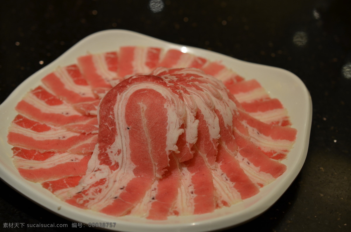 牛肉 片 摆盘 餐饮美食 火锅 食物原料 牛肉片 牛肉卷 涮牛肉 psd源文件 餐饮素材