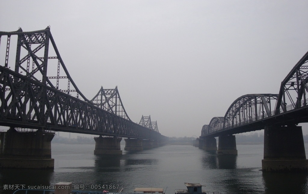 丹东 鸭绿江大桥 鸭绿江 大桥 断桥 自然风光 人文景观 旅游摄影