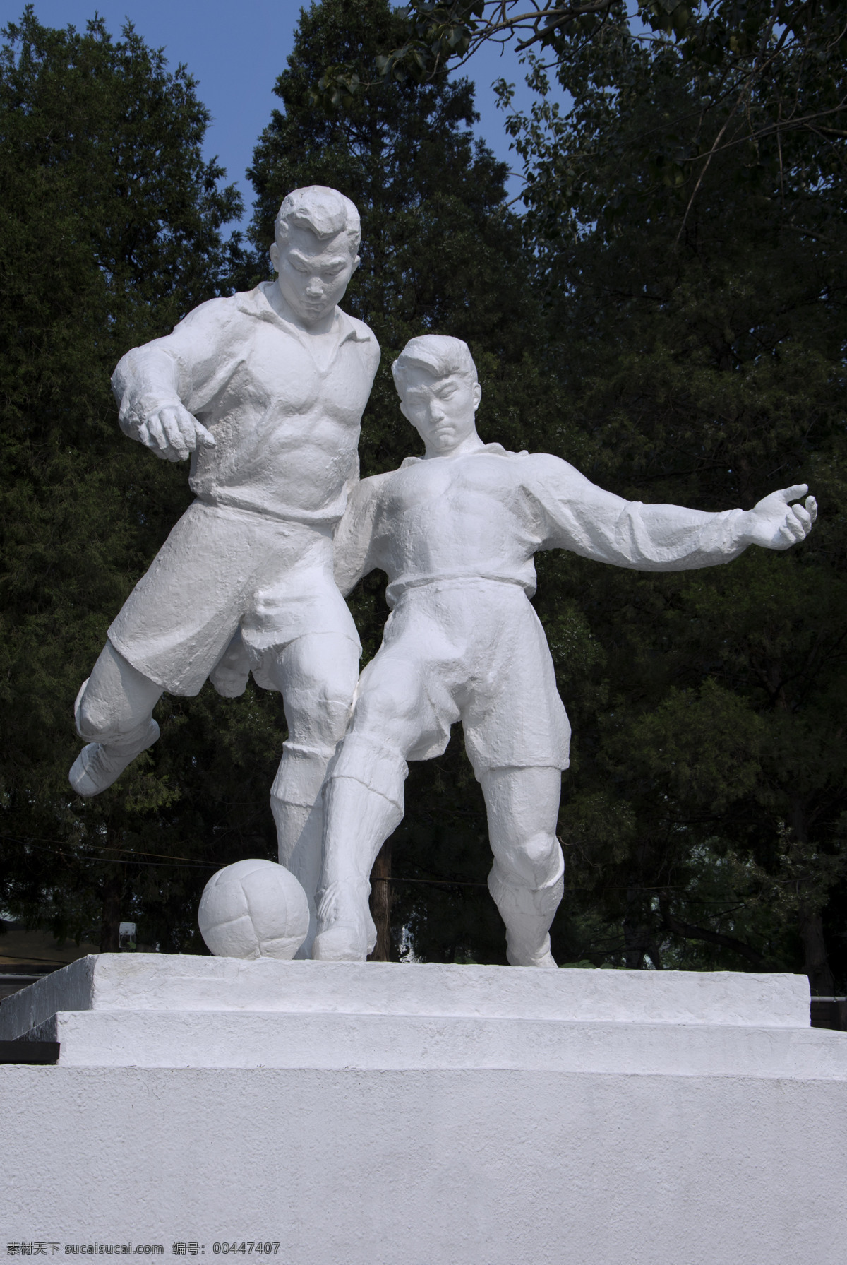 城市雕塑 足球 足球运动 足球雕塑 工体雕塑 运动健儿 运动员 体育雕塑 健美 运动员雕塑 运动美 人体美 人物雕塑 雕塑艺术 现代雕塑 建筑园林 雕塑