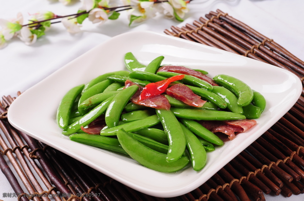 香肠蜜豆 香肠 蜜豆 荷兰豆 绿色 食品 广式腊肠 中华美食 粤菜 餐饮美食 传统美食