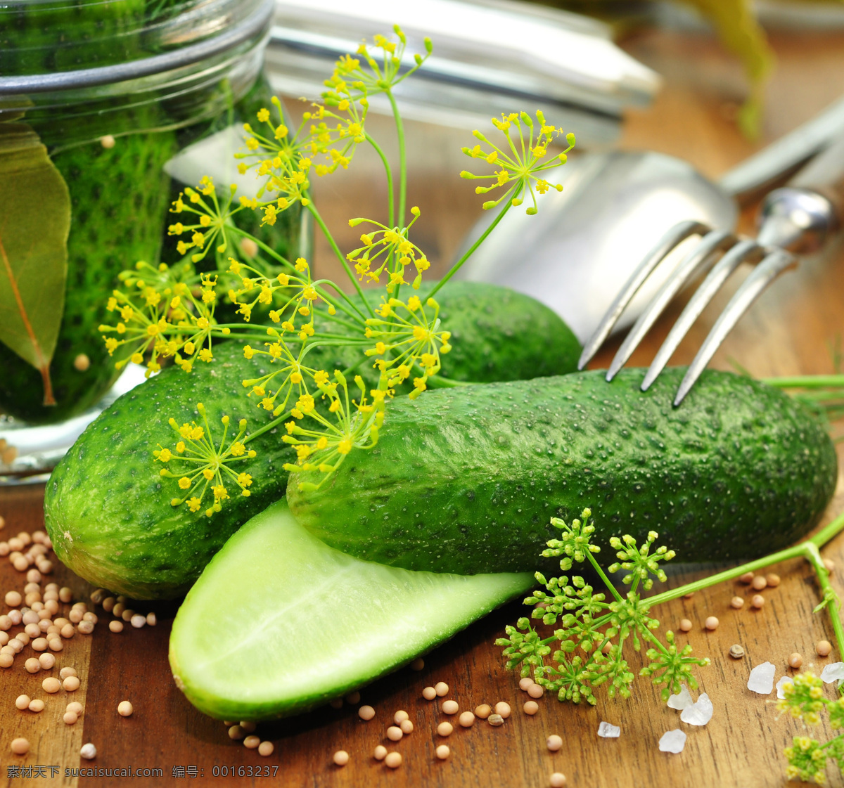 健康 蔬菜 叉子 黄瓜 绿色 绿色蔬菜 勺子 生物世界 食物 健康蔬菜 瓜类 新鲜 风景 生活 旅游餐饮
