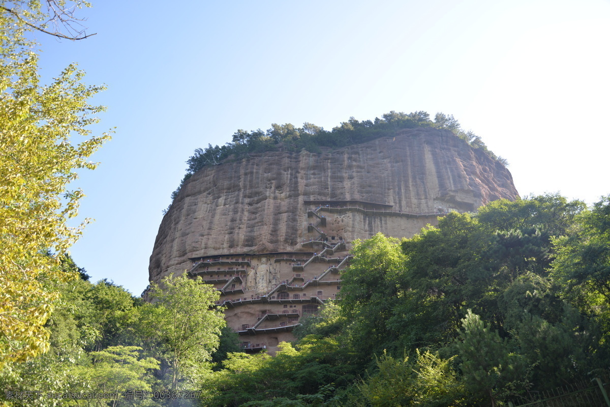 麦积山风光 麦积山 栈道 悬空 石窟 雕像 旅游摄影 国内旅游