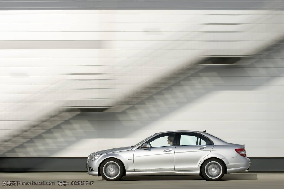 白色 汽车 汽车素材 汽车摄影 名车 时尚汽车 高档汽车 汽车广告 汽车图片 现代科技