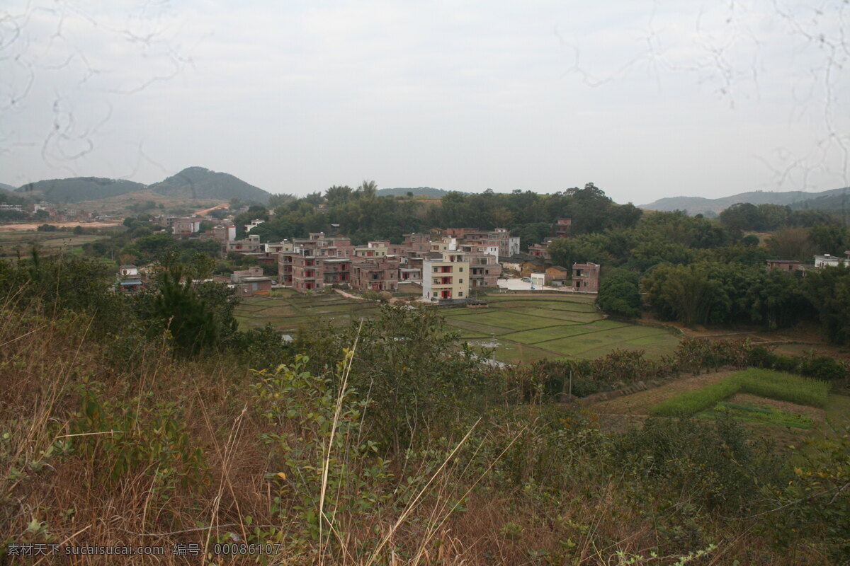 农村 房子 绿色 红色 泥土 田园 田园风光 自然景观