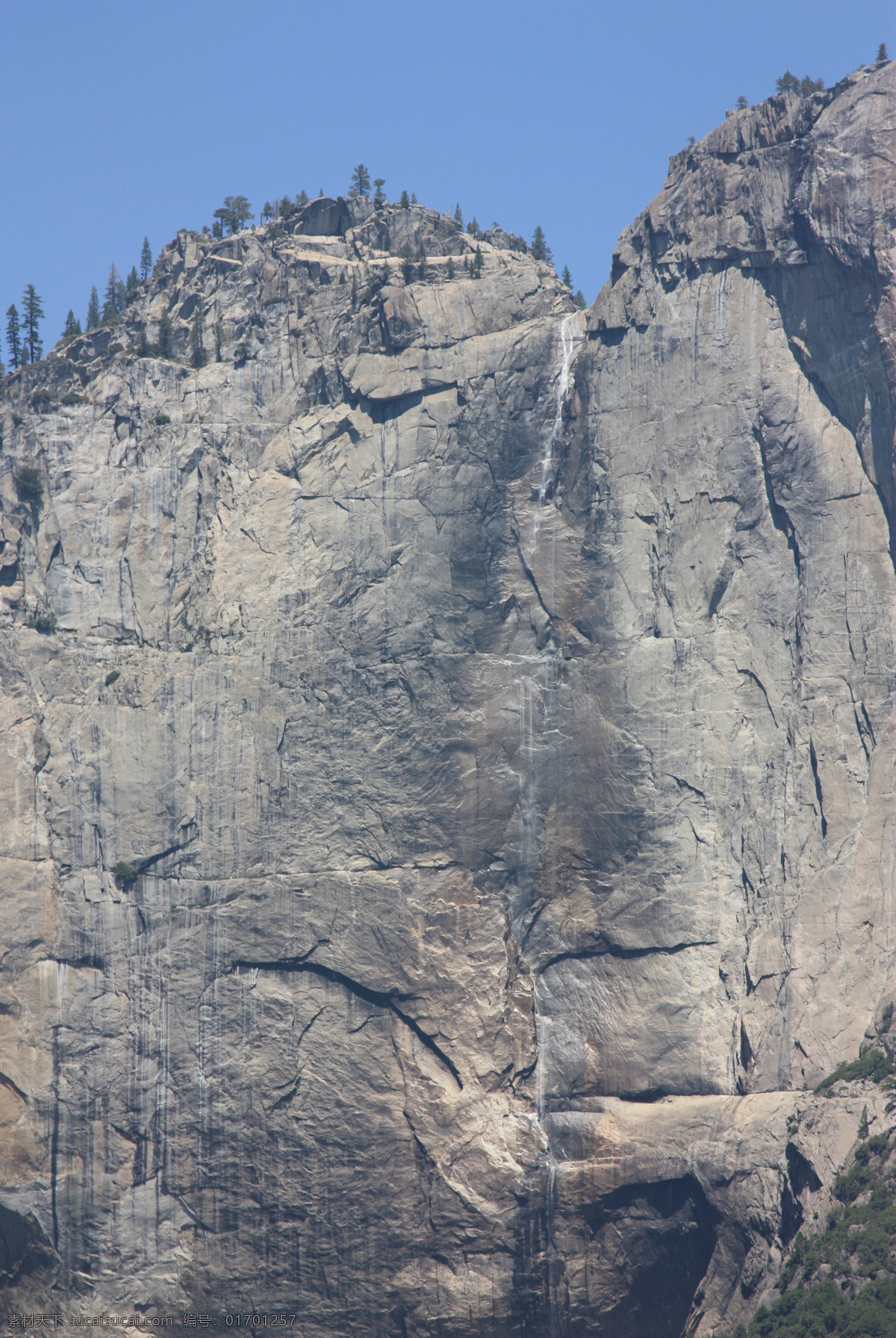 加利福尼亚 美国 国家公园 山峦 天空 蓝天 远山 高山 层峦叠嶂 沟谷 峡谷 峭壁 悬崖 山崖 自然 大自然 自然风光 自然风景 自然景观