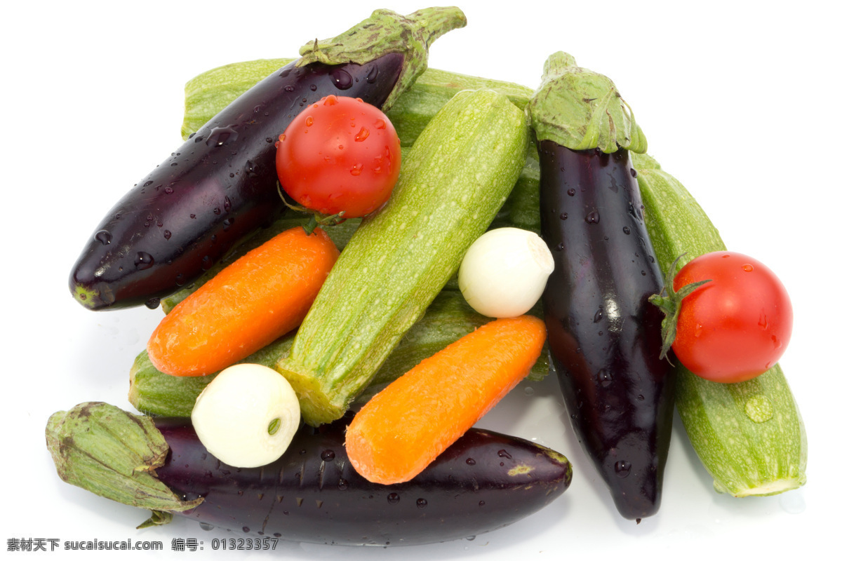 堆 蔬菜 黄瓜 胡萝卜 西红柿 番茄 新鲜蔬菜 果实 水果蔬菜 餐饮美食 蔬菜图片