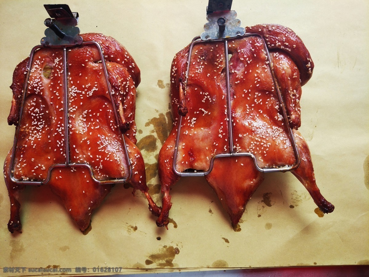 手撕烤鸭 手撕鸭 手撕鸭海报 手撕鸭广告 金陵手撕鸭 手撕鸭单页 手撕鸭传单 手撕鸭展板 手撕鸭展架 卤鸭 鸭头 手撕鸭画册 川味手撕鸭 美食鸭 小吃 烤鸭 餐饮美食 传统美食