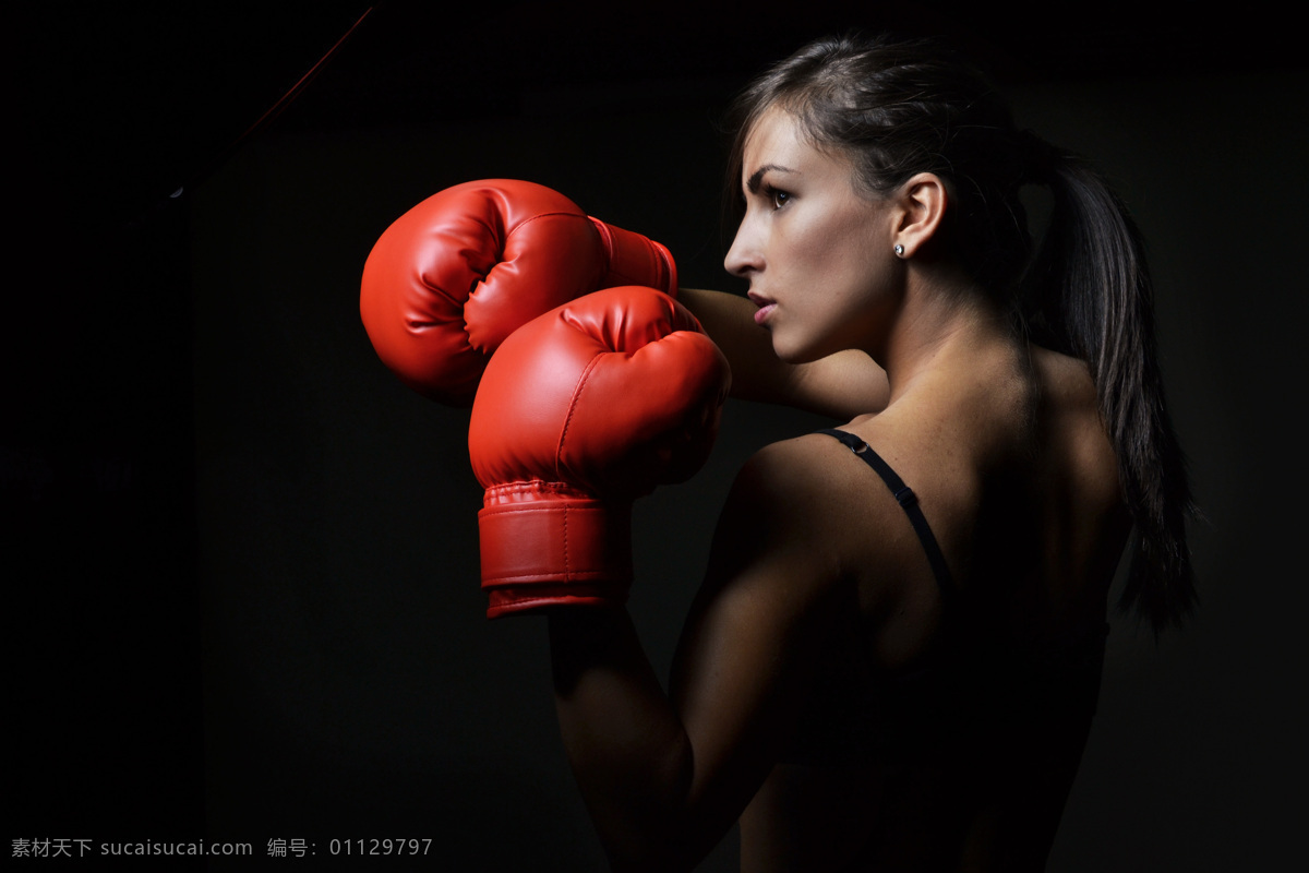打拳 击 女人 拳击 跆拳道 健身 运动 体育运动 生活百科