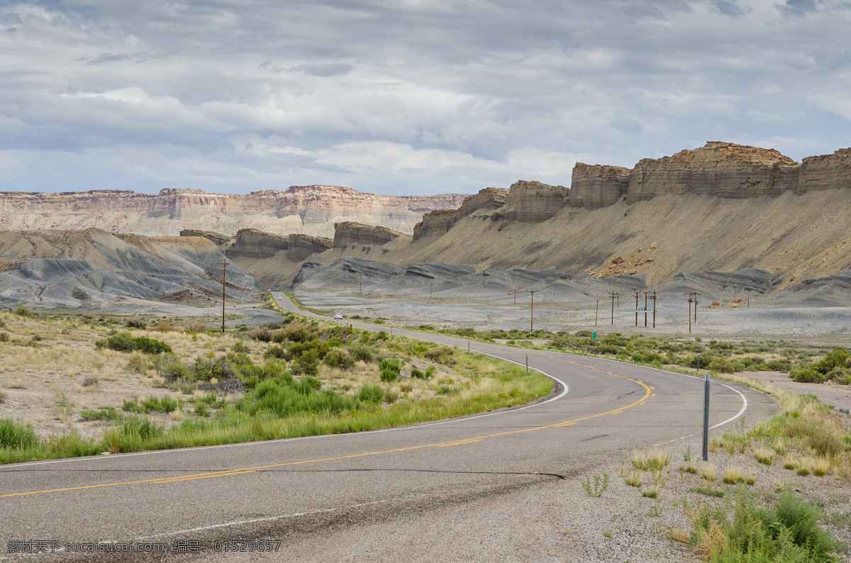 沙漠公路 公路 风景 沙漠 山 电线杆 自然风景 自然景观