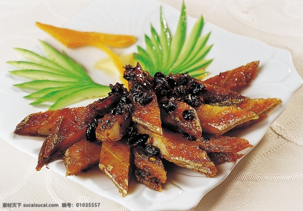 豆豉带鱼 烧带鱼 酱香带鱼 香酥带鱼 红烧带鱼 香辣带鱼 干煎带鱼 红焖带鱼 干炸带鱼 油炸带鱼 红袍带鱼 香煎带鱼 酱椒带鱼 秘制带鱼 烧汁带鱼 泡椒带鱼 酱椒蒸带鱼 海鲜 餐饮美食 传统美食