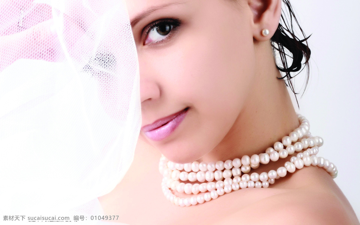 漂亮新娘 珍珠项链 珍珠耳环 大眼 性感婚纱照 人物图库 女性女人 摄影图库