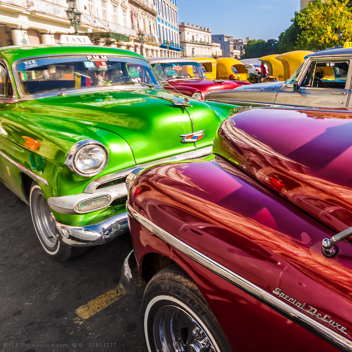 古巴 街头 轿车 老式轿车 古巴街头 古巴风情 汽车 车辆 城市风光 环境家居