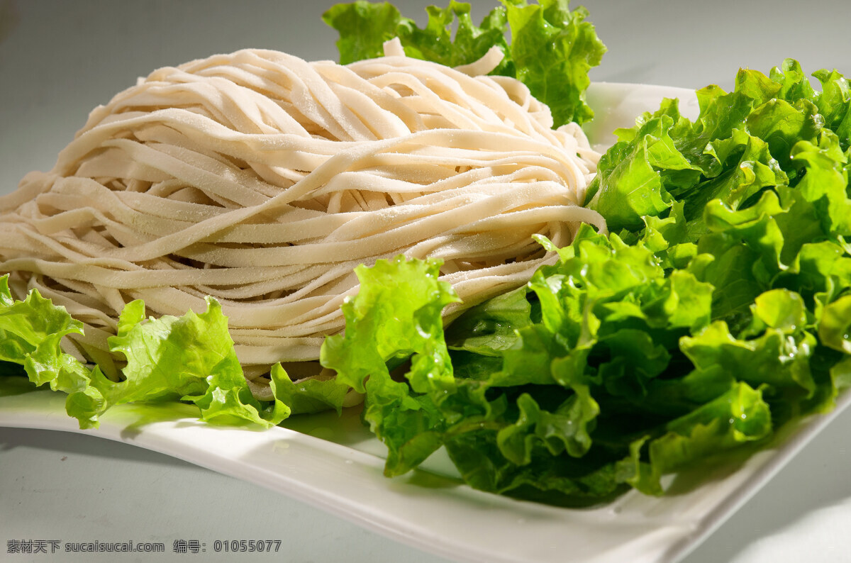 鲜面条 涮菜面条 面食 涮菜 火锅 主食 涮火锅 手工面条 手擀面 火锅菜品 拉面 火锅菜 餐饮美食 传统美食