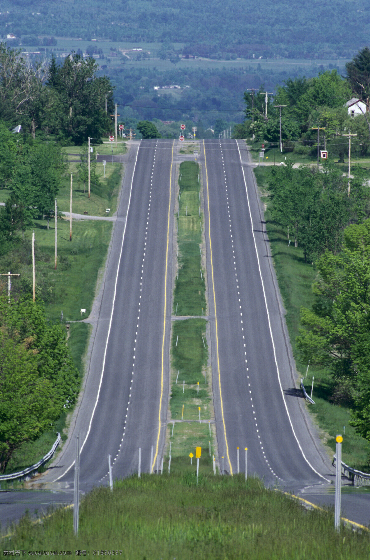 全球 首席 大百科 道路 公路 路边 路面 路牌 路上 路线 小路 道貌岸然 现代科技