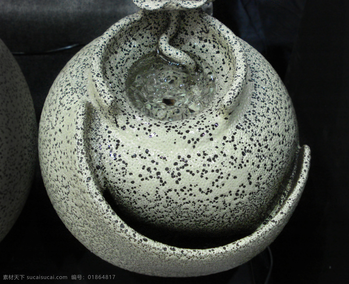 喷泉水罐 喷泉 水罐 罐子 陶瓷 瓷器 文化 艺术 美术 雕塑 工艺品 精美 精美工艺品 传统文化 文化艺术