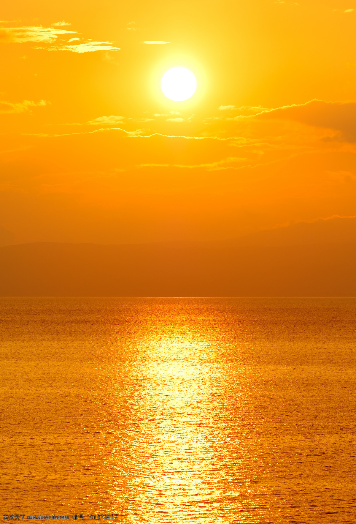 海上日出 海上 日出 金黄色 海边 夕阳红 太阳 海水 海滩 气魄 美丽 自然 大气 大方 旭日东升 辉煌 黄色 成就 水天相接 潮汐 阳光 射线 日出东方 海边日出 广告 广告牌 自然风景 自然景观