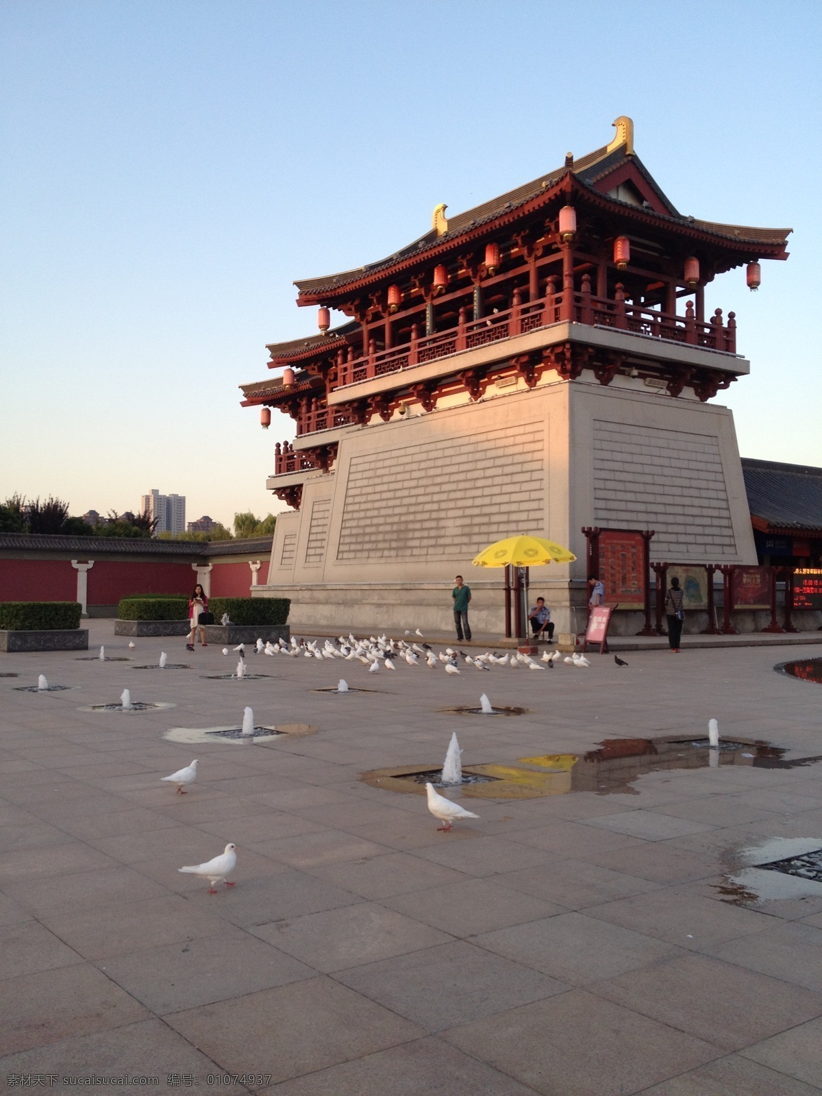 大唐芙蓉园 西安 芙蓉园 大唐盛世 唐文化 唐建筑 夜幕 暮色 广场 鸽子 国内旅游 旅游摄影