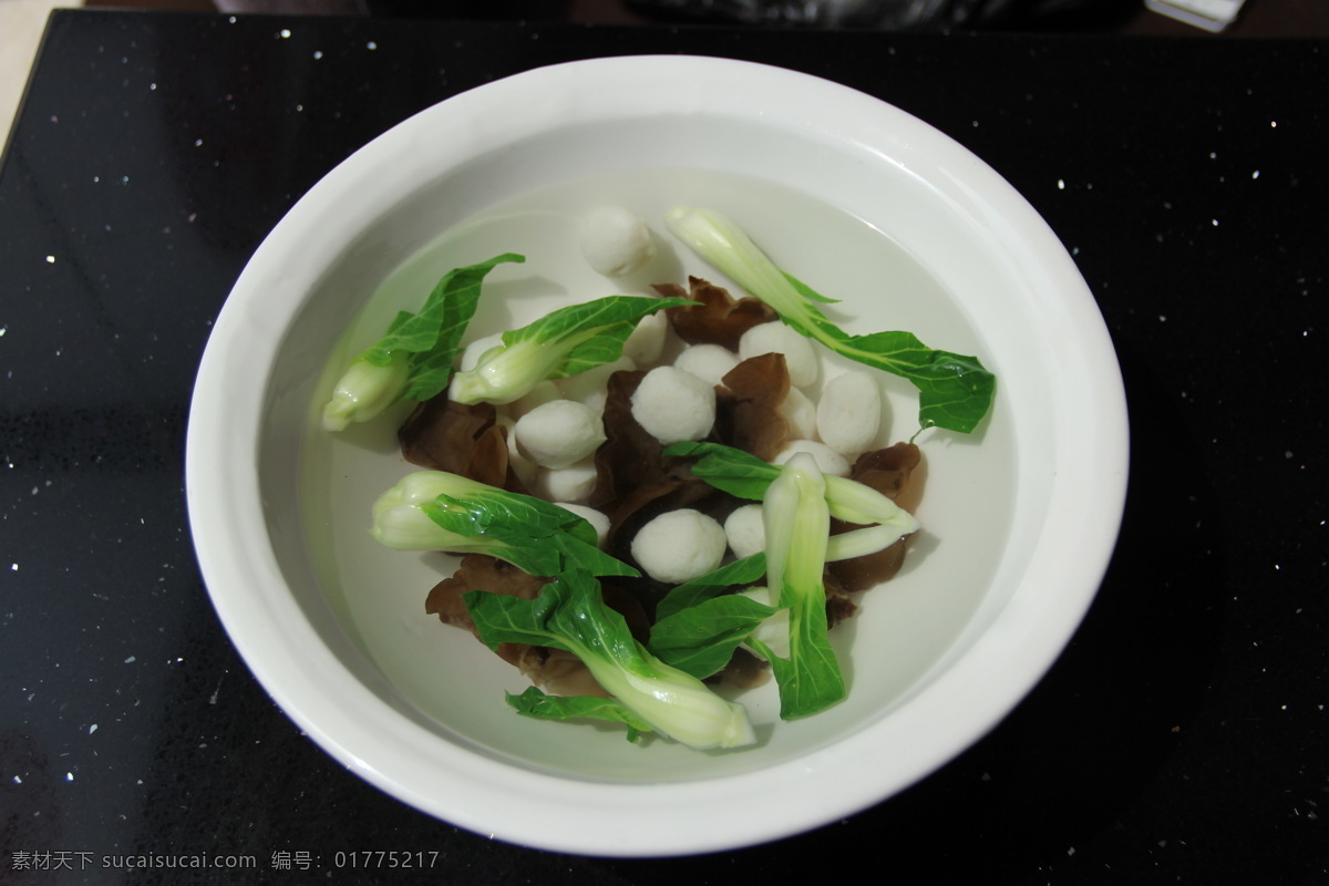 蔬菜 汤 餐饮美食 传统美食 蔬菜汤 蔬菜木耳蛋汤 木耳汤 青菜汤 青菜鹌鹑汤 风景 生活 旅游餐饮