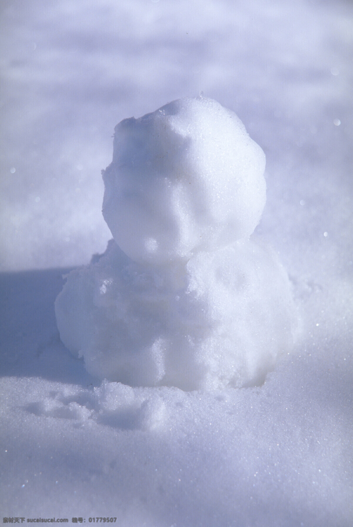 雪地 白雪 冰天雪地 高清图片 手印 雪景 雪山 雪地中的 冰雪世界 风景 生活 旅游餐饮