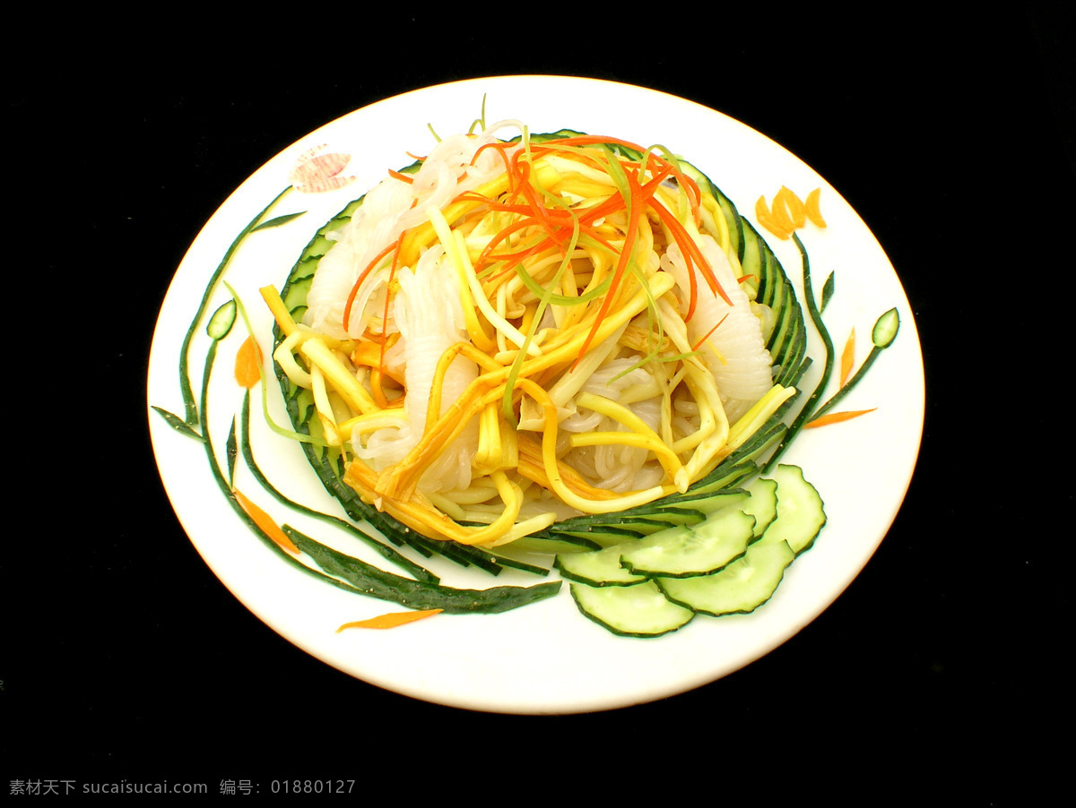 金针菜结 金针菇 黄瓜片 中华美食 美味 熟菜 装饰 盘子 餐饮美食 传统美食 摄影图库