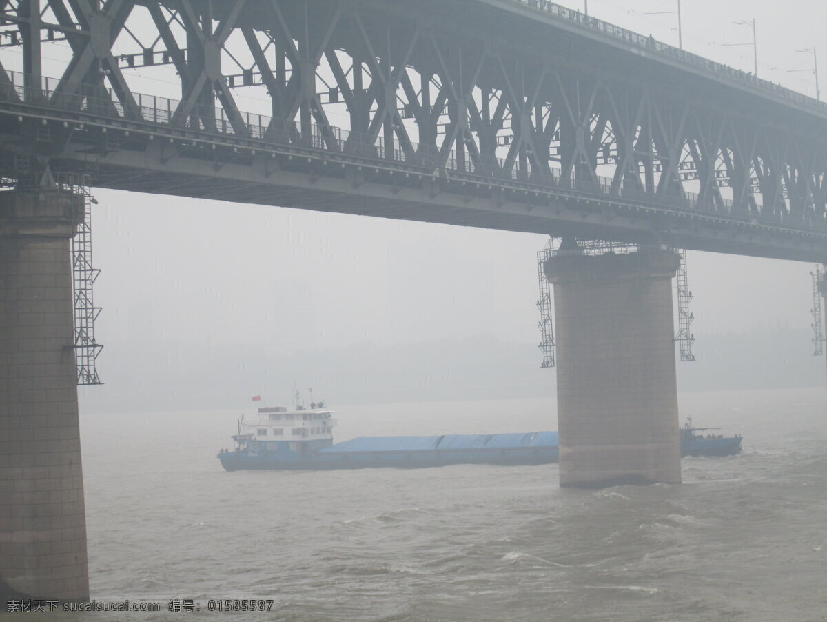 长江大桥 长江 大桥 旅游 大雾 自然景观 建筑景观 灰色
