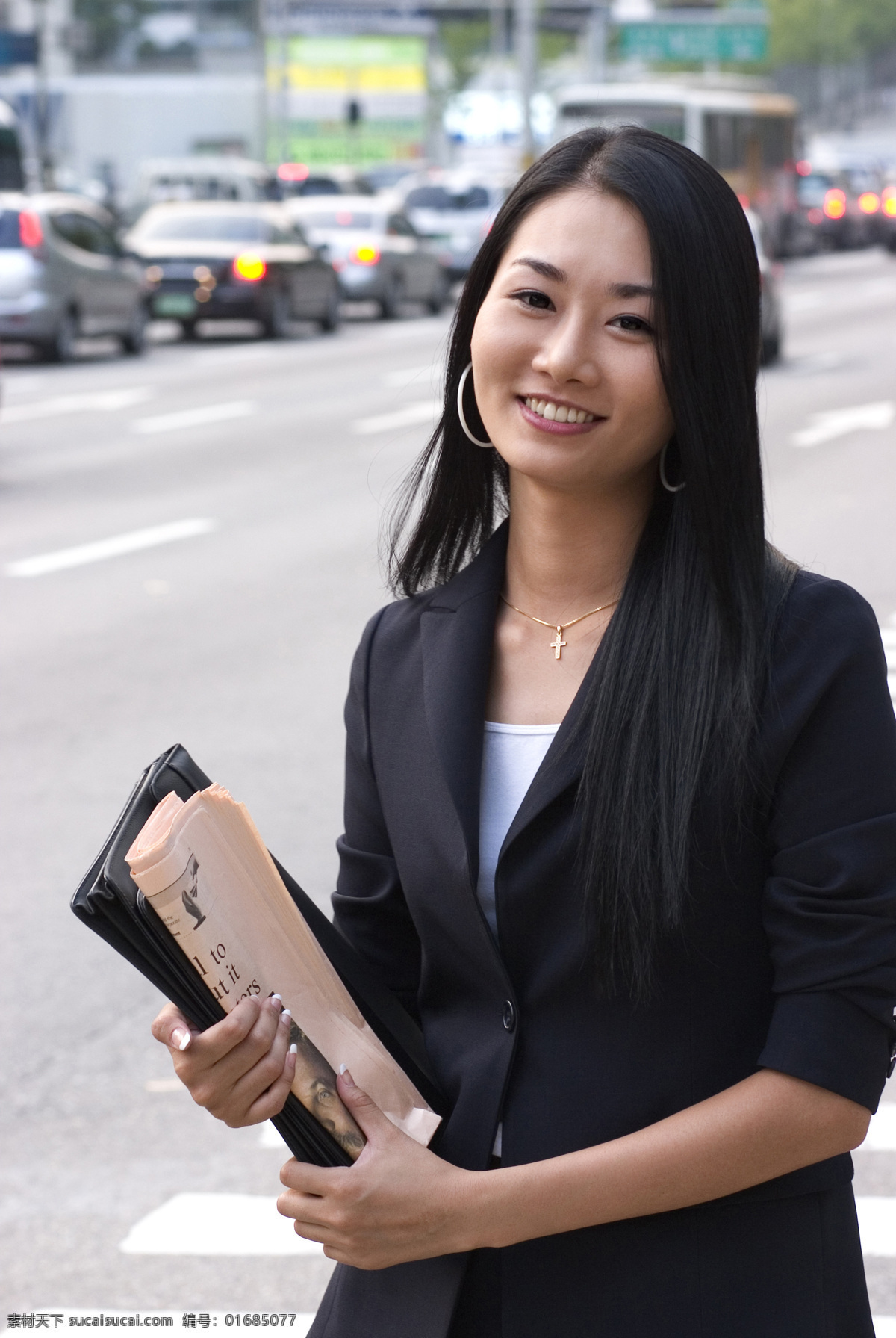 自信 微笑 白领 美女图片 商业人物 职业人物 办公 职场 职业女性 美女 商务美女 笑容 商务人士 人物图片