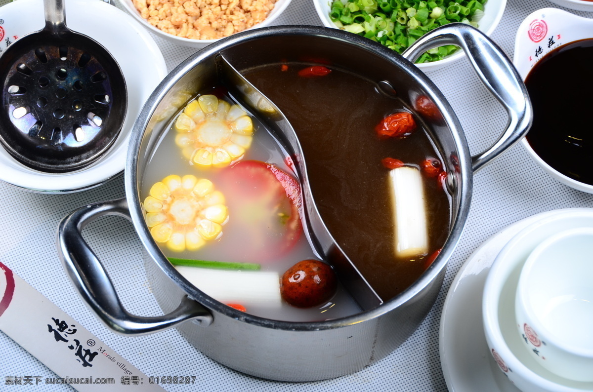 鸳鸯锅底 菌汤锅底 锅底 火锅锅底 清汤锅底 清汤 菌汤 餐饮美食
