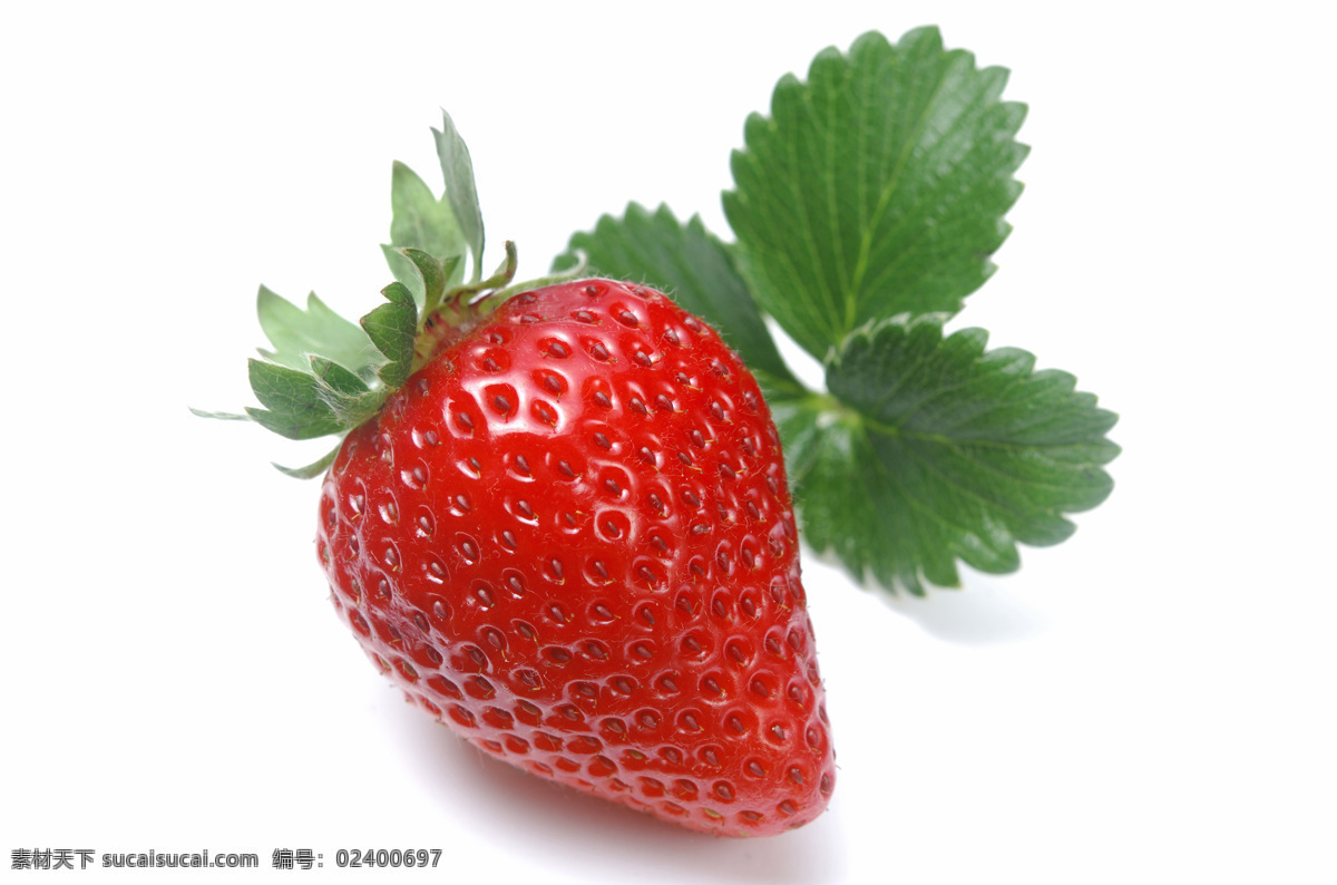 草莓免费下载 草莓 单色背景 高清 红色 绿叶 水果 诱人 风景 生活 旅游餐饮