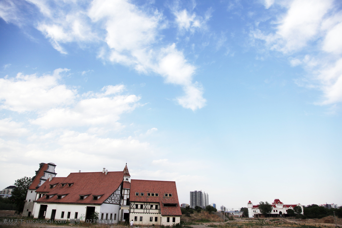 废墟 建筑景观 蓝天白云 欧式建筑 天空 小镇 云彩 蓝天 欧式 建筑 蓝天欧式建筑 自然景观 家居装饰素材