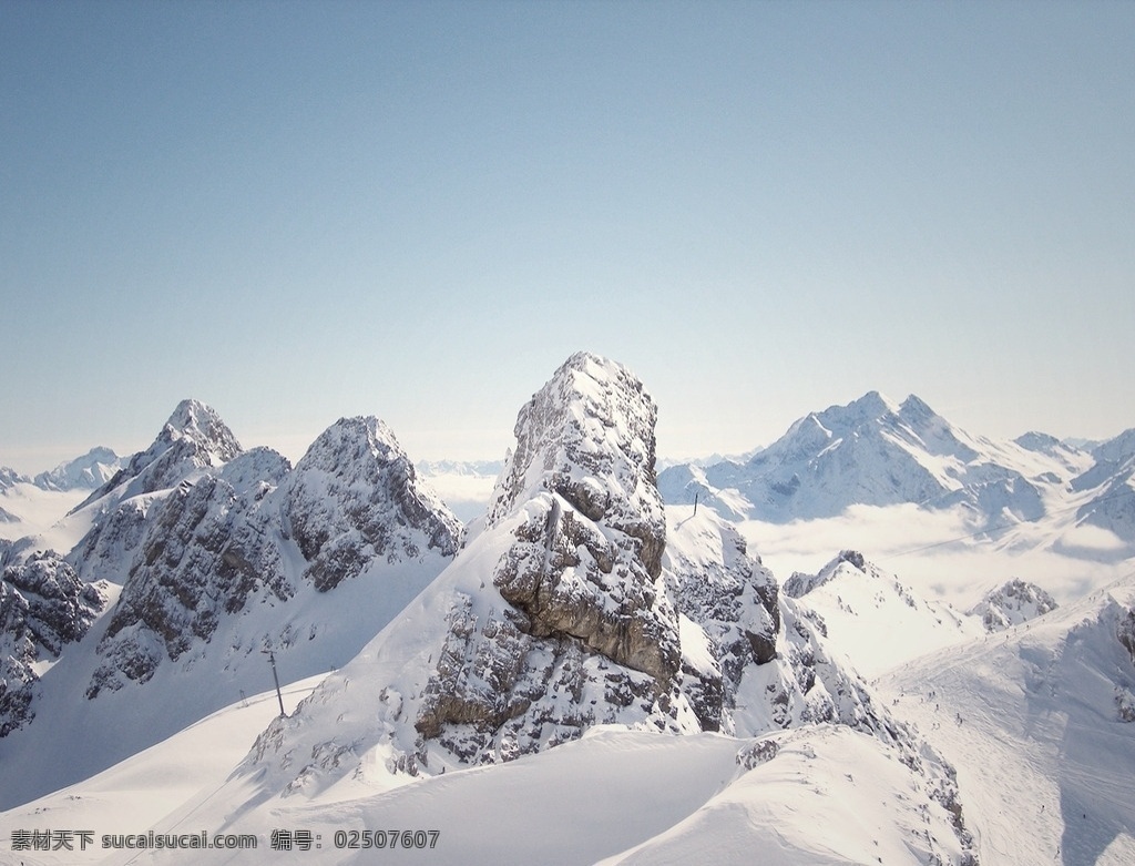 祖山雪景 唯美 风景 风光 旅行 自然 山 秦皇岛 祖山 雪 雪景 冬天 雪山 蓝天 旅游摄影 国内旅游