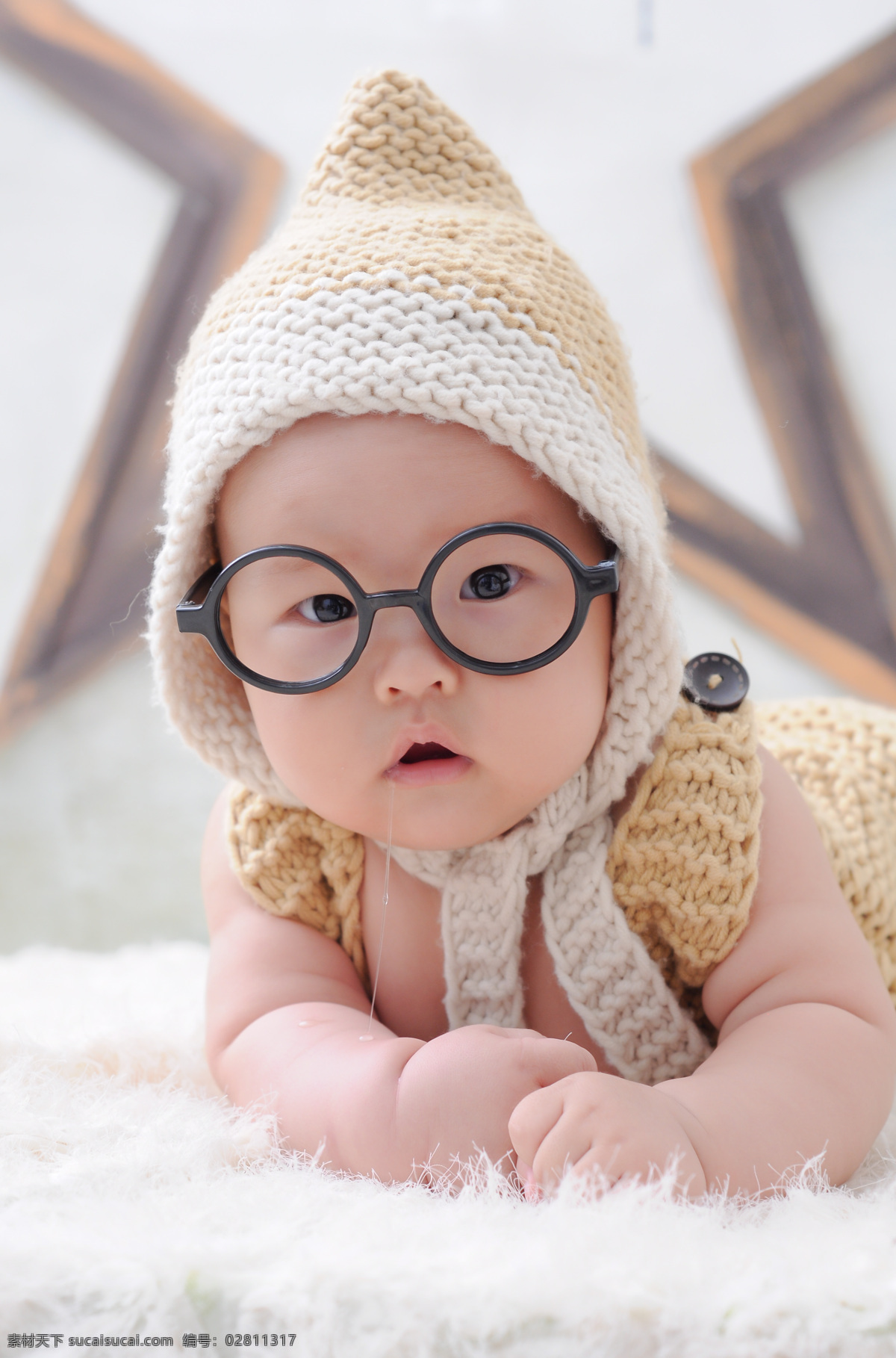 圆眼镜婴儿 博士 婴儿 儿童幼儿 人物图库 日常生活 麒星
