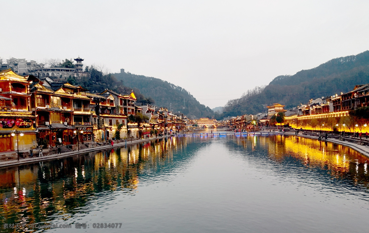 凤凰古城夜景 湘西风光 沱江风光 背景 夜景 沱江 吊脚楼 湖南凤凰城 沱江灯光 沱江夜景 旅游摄影 自然风景