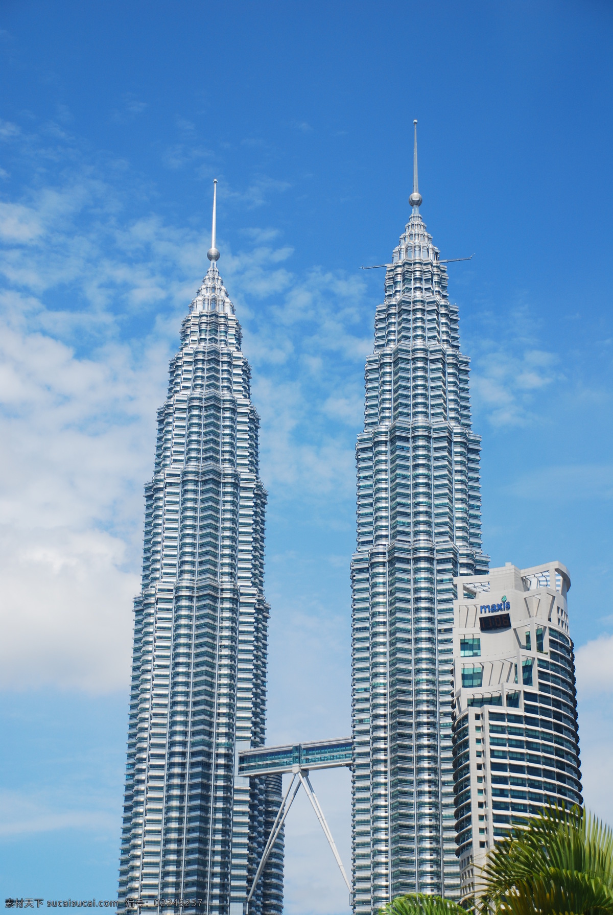 马来西亚 双子塔 摩天大楼 建筑 蓝天白云 高楼 国外旅游 旅游摄影