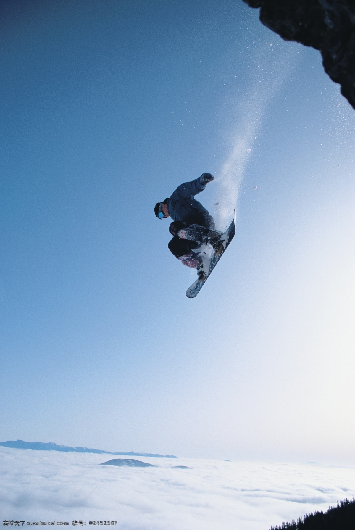 极限 雪上 滑板 运动 摄影图片 雪地运动 划雪运动 极限运动 体育项目 运动员 飞跃 腾空 下滑 速度 运动图片 生活百科 雪山 风景 高清图片 体育运动