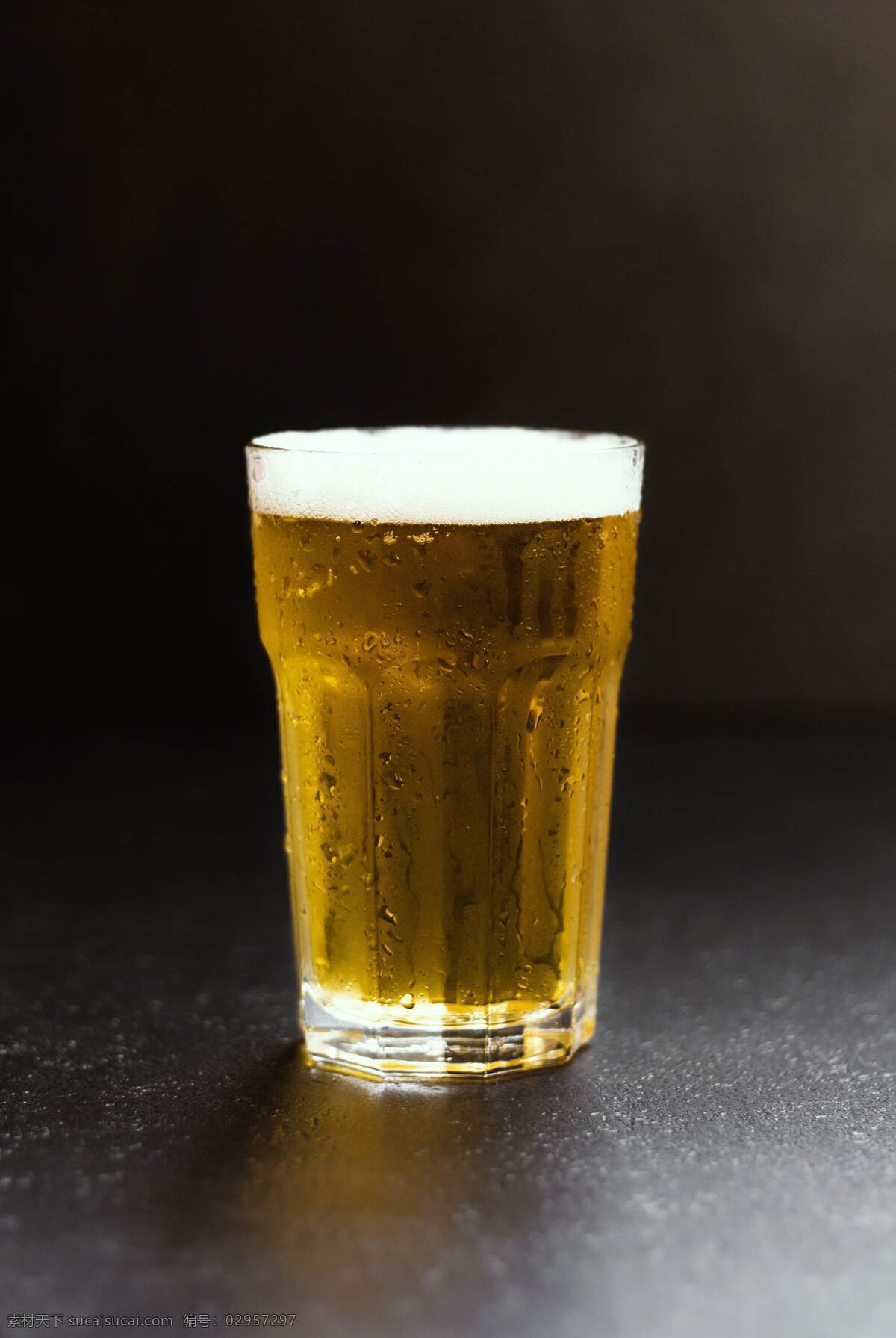 啤酒杯 啤酒 冰啤酒 酒杯 玻璃酒杯 扎啤 冰酒 素材类
