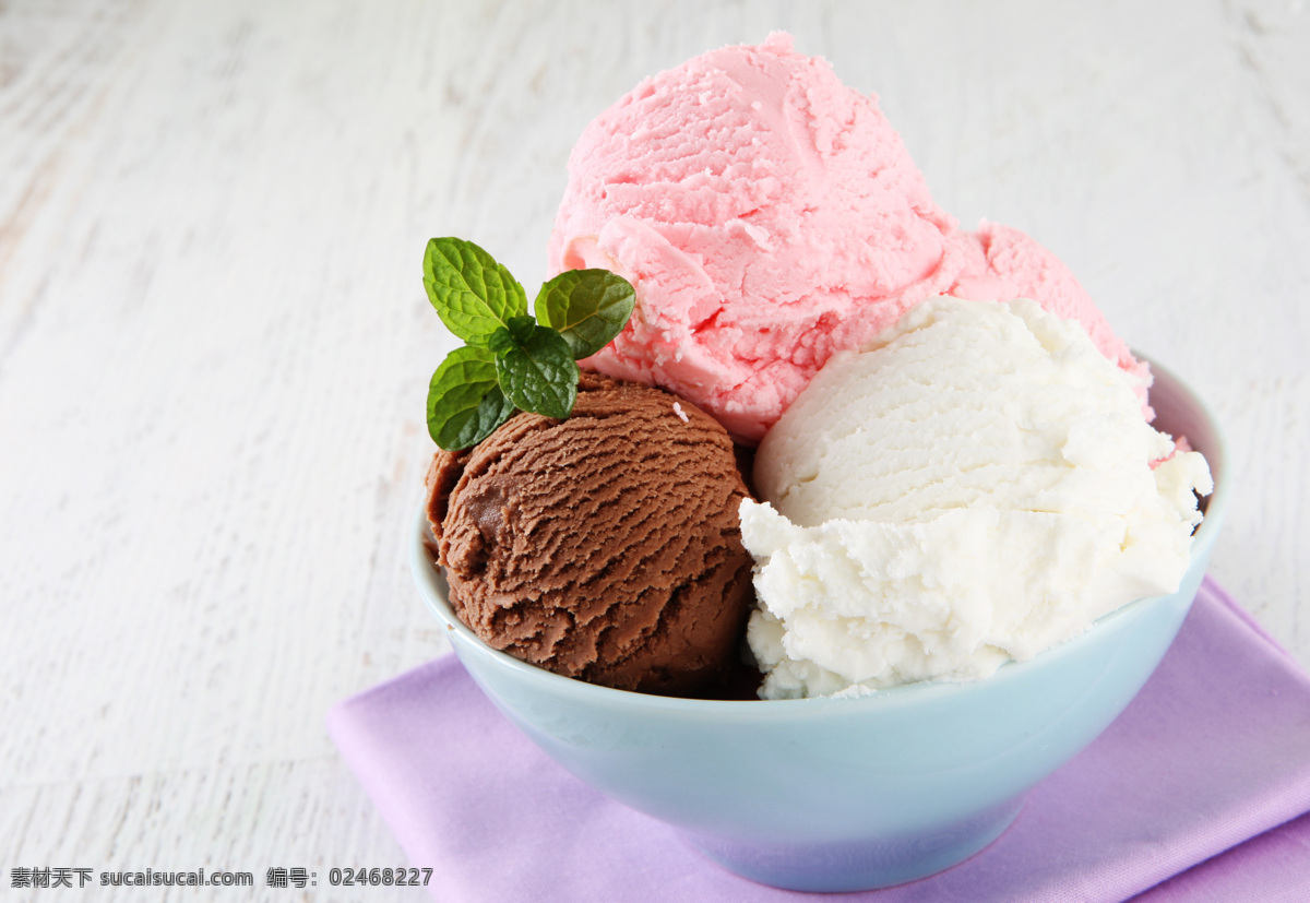 碗 里 彩色 冰淇淋 彩色冰淇淋 冰激淋 清凉美食 夏季美味 冰淇淋背景 美食图片 餐饮美食