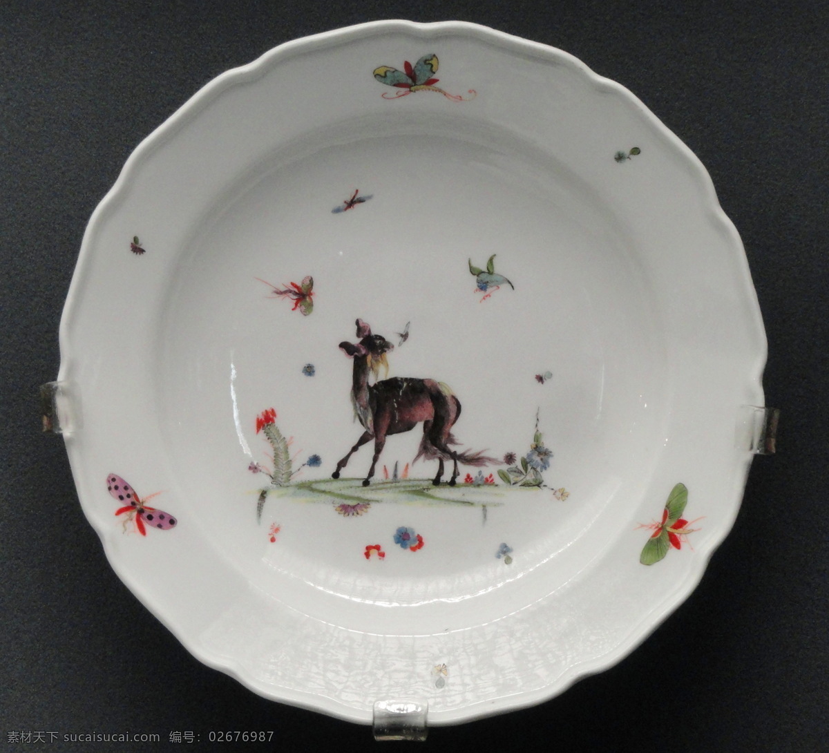 彩绘 餐具 传统文化 瓷器 工艺品 绘画 欧式 欧洲 瓷盘 欧式瓷盘 陶瓷 图案 文化艺术 家居装饰素材