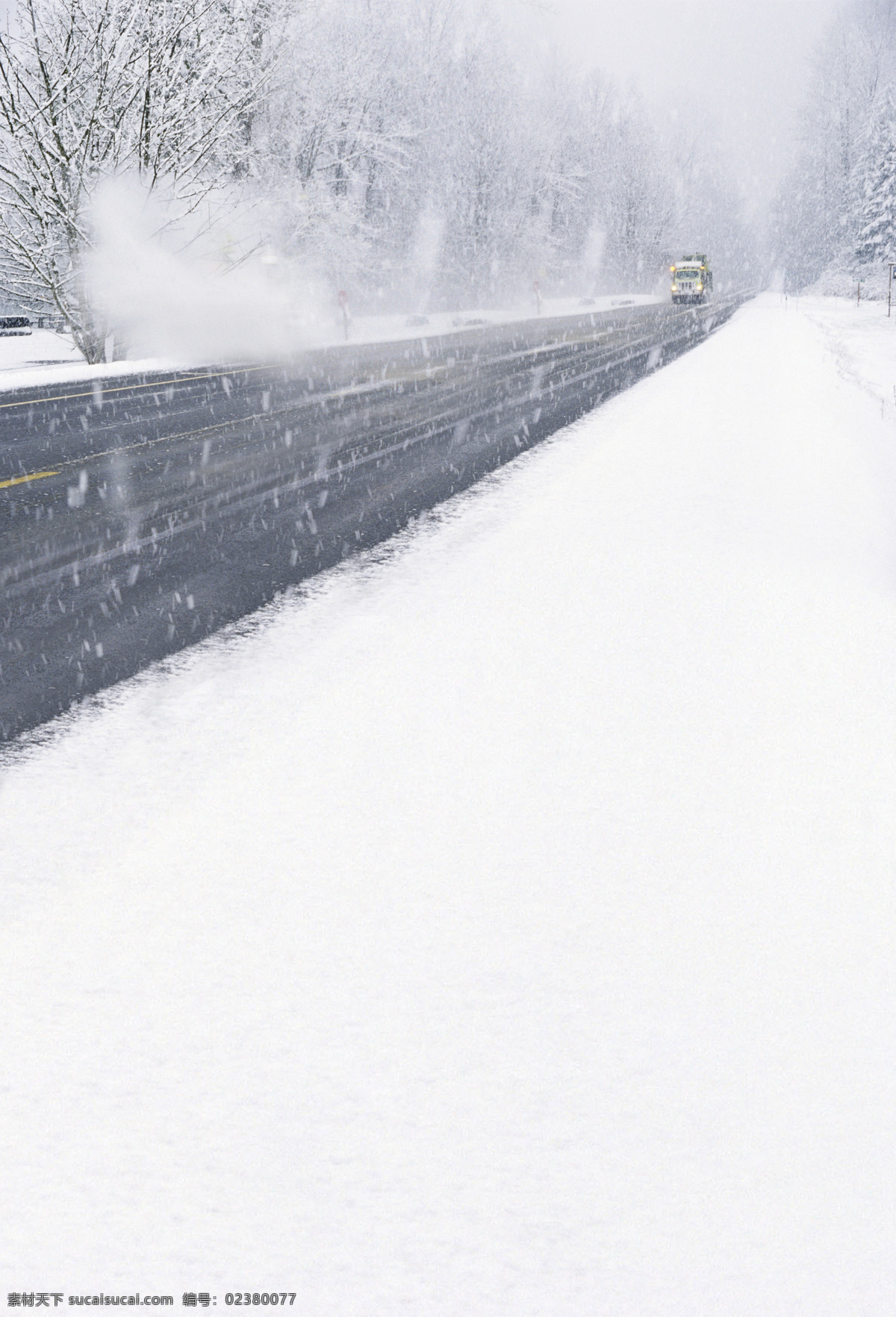 公路 暴风雪 天气 影楼 背景 影楼素材 影楼背景 摄影背景 喷绘背景 高清背景 高清图片 高清大图 实用背景 主题背景 婚纱照背景 婚纱背景 蜜雪儿 雪景 冬天 大雪 雪地 白色 白雪 汽车 道路 路上 大树 树木 雾凇