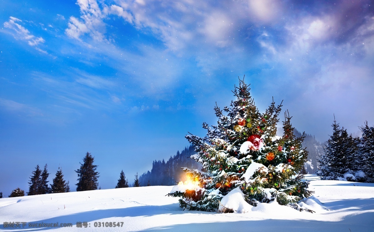 白云 彩灯 彩球 冬天 节日 节日庆祝 节日素材 蓝天 圣诞树 设计素材 模板下载 庆祝 新年 圣诞 喜庆 雪地 自然 雪景 松树 圣诞快乐 文化艺术