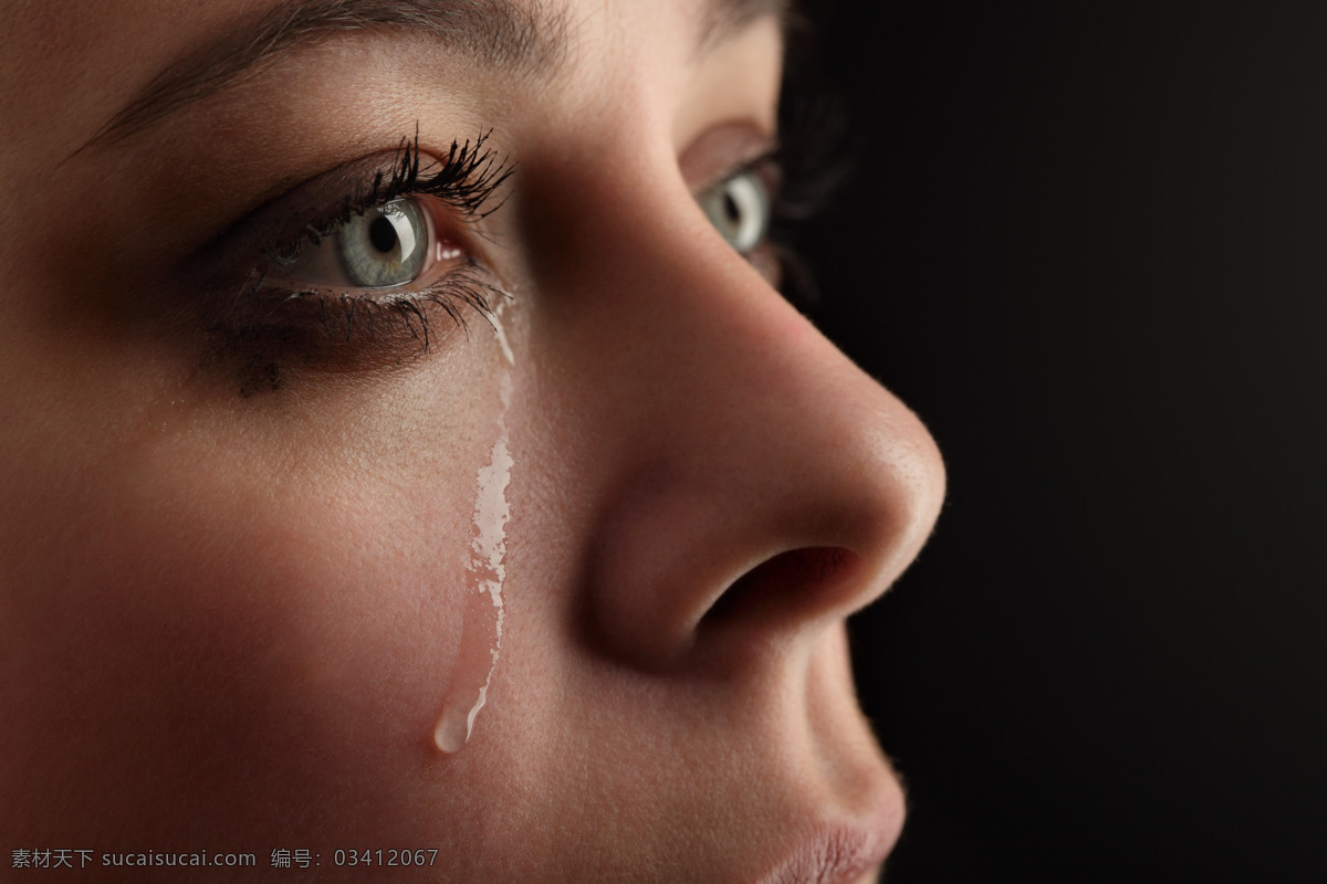 伤心 流 眼泪 女人 伤心的女人 哭泣的女人 流泪 流眼泪 泪流满面 外国美女 哭泣的美女 外国女性 外国女人 美女图片 人物图片