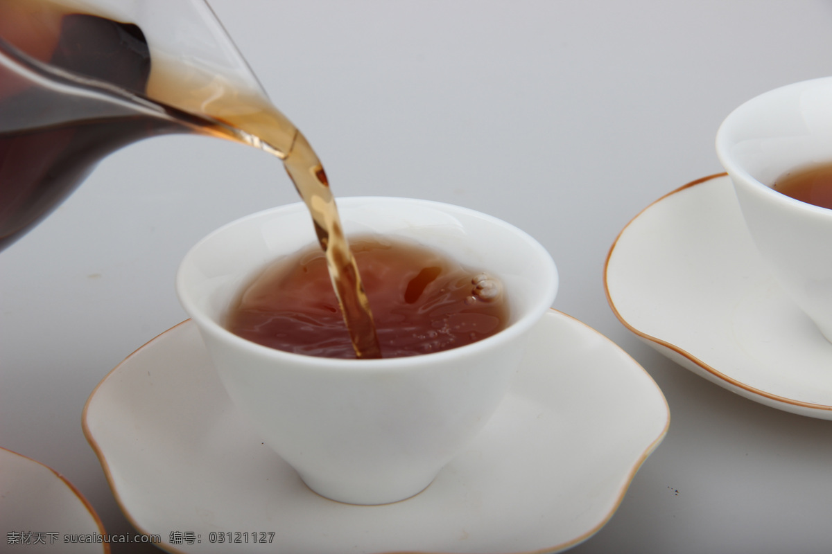 茶艺茶汤图片 普洱茶 茶艺 茶汤 喝茶 汤色 茶杯 餐饮美食 饮料酒水